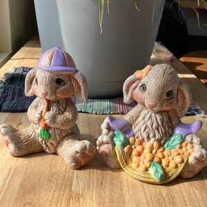 CERAMIC BUNNY DECORATIONS 
HAND-PAINTED. EXCELLENT CONDITION